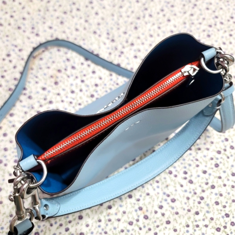 New Coach Mollie Bucket 22 Crossbody bag - Picture 7 of 11